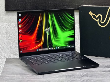 Razer Blade RZ093